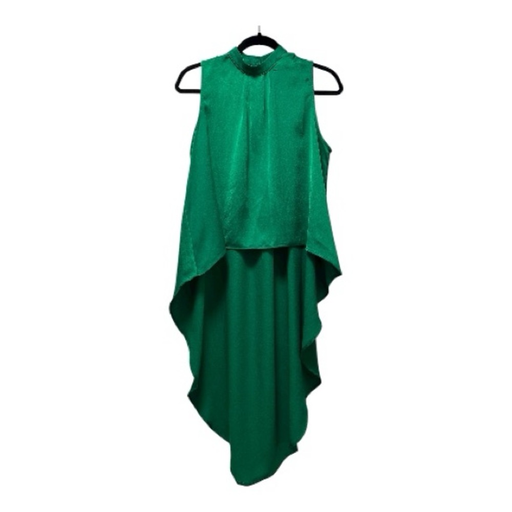 Chic Emerald Green Sleeveless Blouse